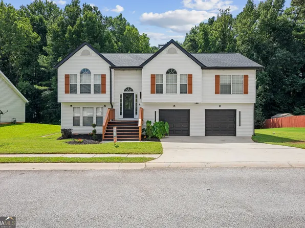 7153 New Dale Rd, Rex, GA 30273