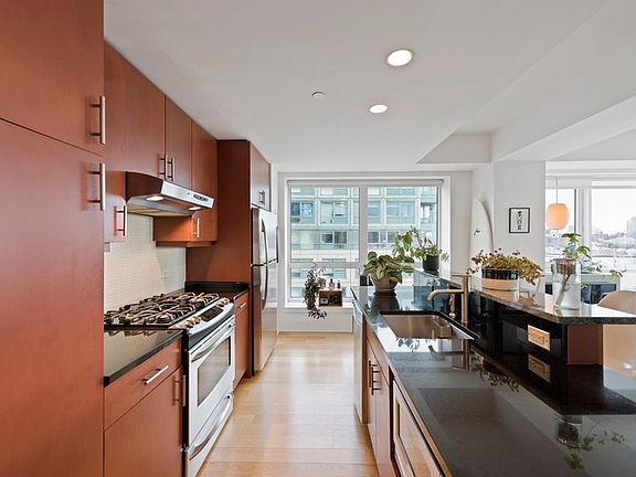 5th image of 440 Kent Ave APT 12A
