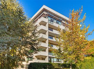 819 Burdett Ave #501, Victoria, BC