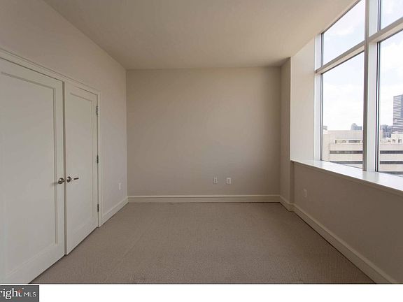 5th image of 205 N 8th St #8XX