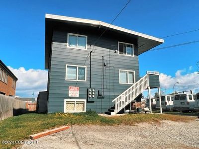 618 E 9th Ave, Anchorage, AK, 99501