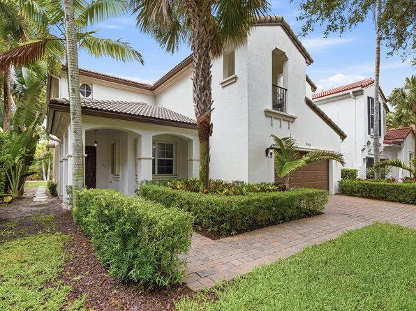 946 Mill Creek Dr, Palm Beach Gardens, FL 33410