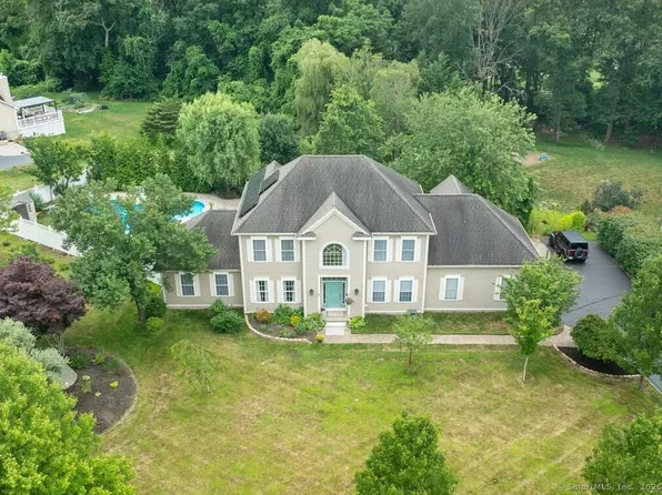 27 Sable Drive, Ledyard, CT 06339