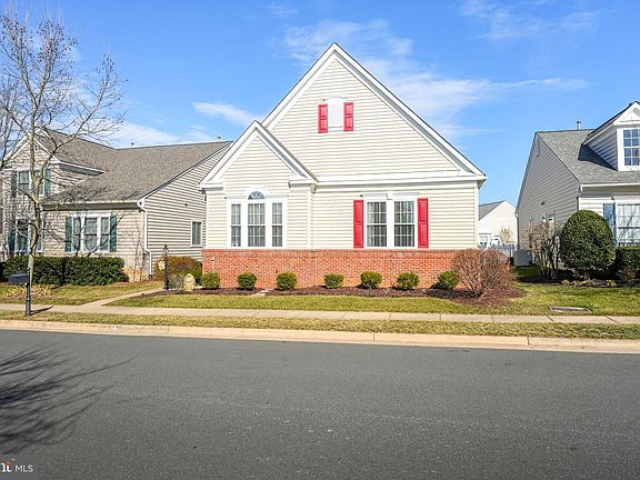 3rd image of 9667 Craighill Dr