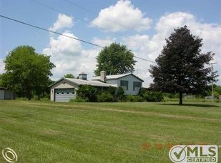 625 Barron Rd, Ortonville, MI 48462
