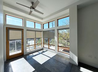 2124 E 6th St UNIT 201, Austin, TX 78702