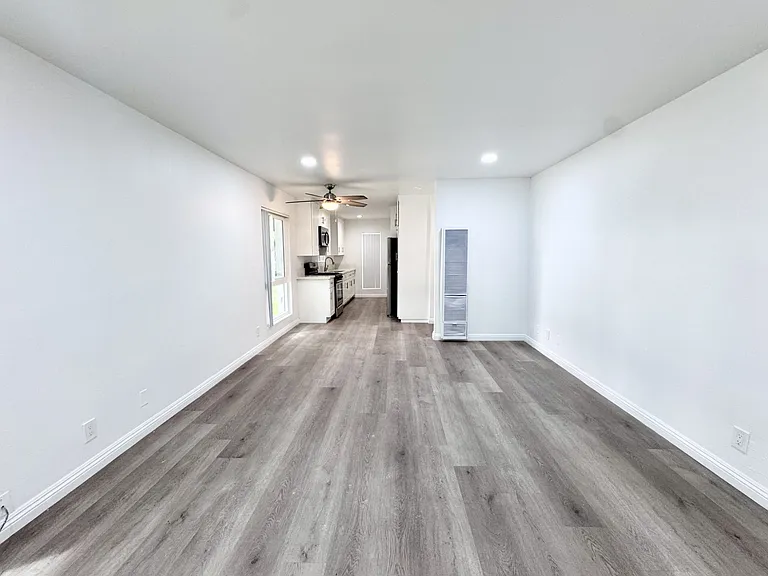 7622 Pickering Ave #A — Photo 6
