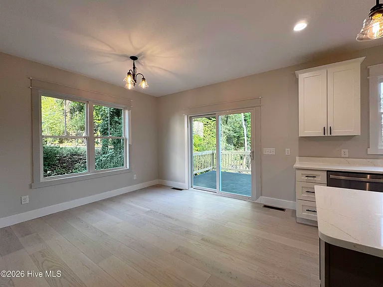 211 N McNeill St — Photo 10