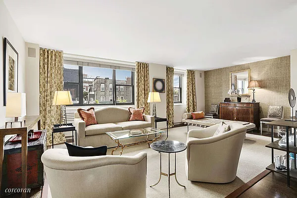 Sold by Corcoran | media 21