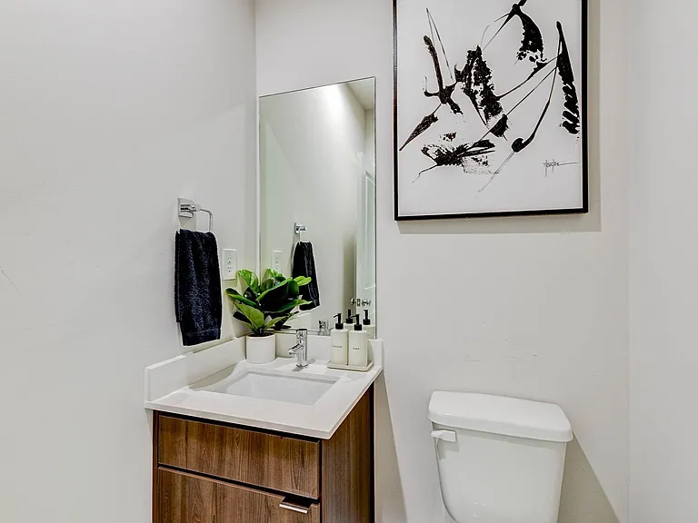 5857 Dolores St — Photo 30