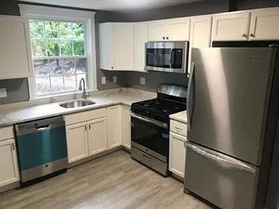 2 Walnut St APT 2, Methuen, MA, 01844