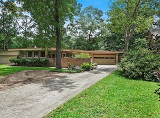 202 N Woodsway St W, Conroe, TX 77301