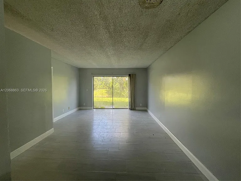 10169 Twin Lakes Dr #23 — Photo 8