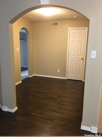 1st image of 148 Artist Lake Dr
