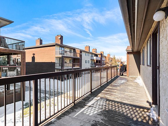 2nd image of 39 Rodenbush Dr #205