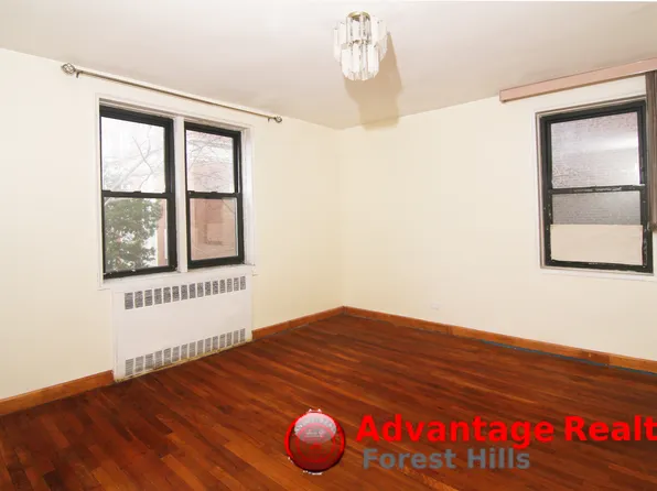 102-18 64th Avenue image 10 of 33