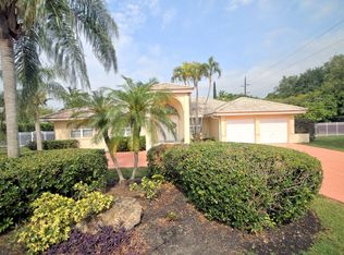 14402 SW 92nd Ct, Miami, FL 33176