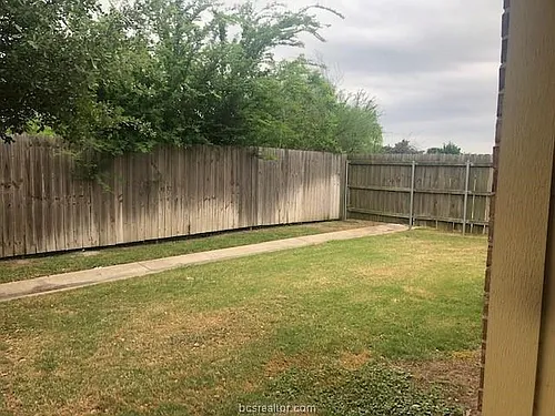 441 Momma Bear Dr Photo 1