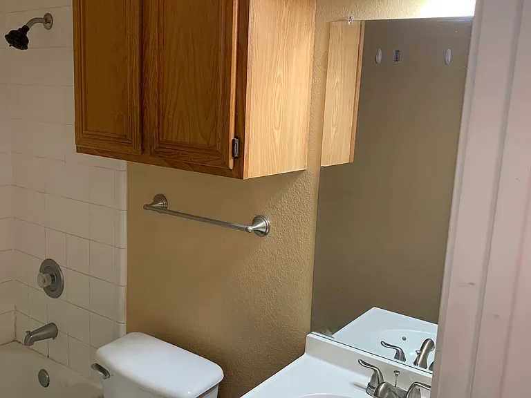 1107 Horizon Dr — Photo 4