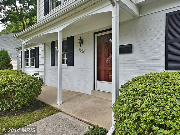 5th image of 10801 Drumm Ave