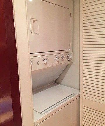 4th image of 954 W Belle Plaine Ave APT 3E