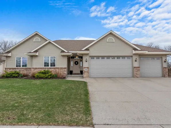 1224 S Park Ave, Fond Du Lac, WI 54935