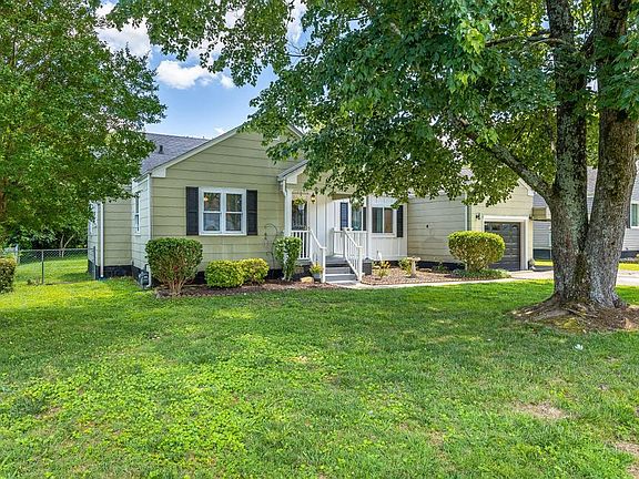 2nd image of 706 Shady Dr