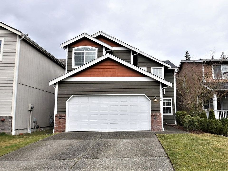 1st image of 17709 2nd Ave E