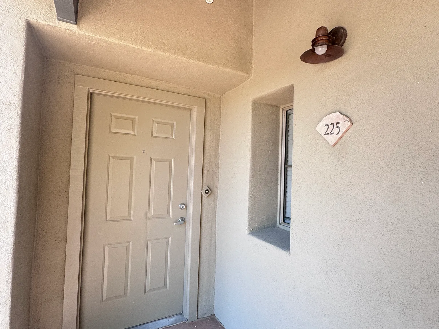 1 bed, 991 sqft, $2,145 — Photo 4