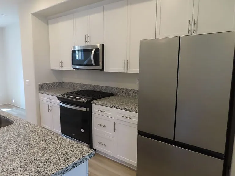 40585 Melrose Dr — Photo 9