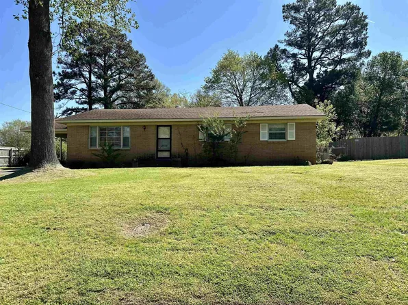 1309 Harbert Ave, Trenton, TN 38382