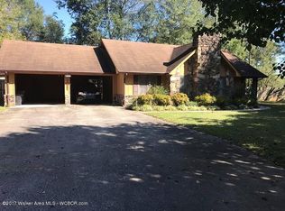 223 Lake Ridge Dr, Hamilton, AL 35570