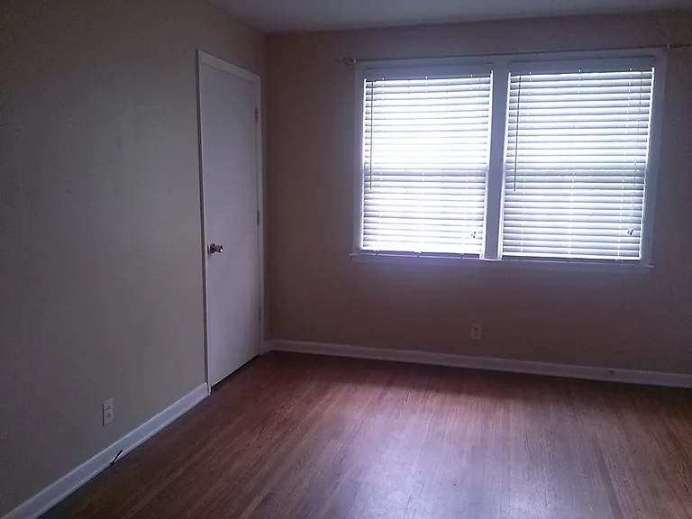 2907 W Linden Ave #B — Photo 10