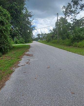 3rd image of Gourmet Rd #40