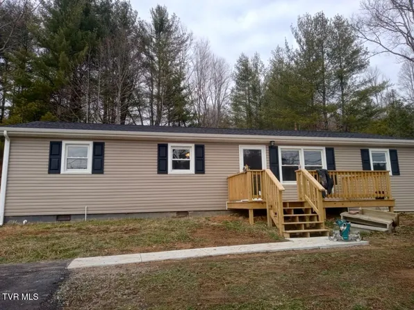2808 Highway 67 W, Mountain City, TN 37683