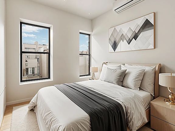 4th image of 970 Rogers Ave #4
