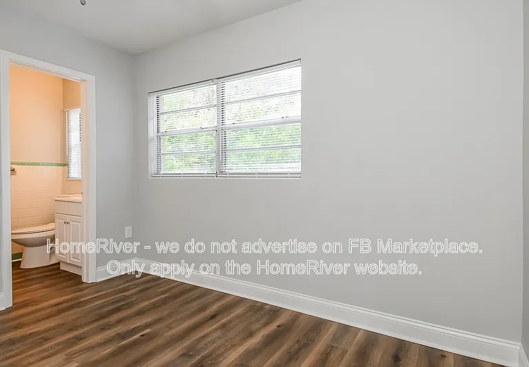 4901 Hernandes Dr — Photo 9