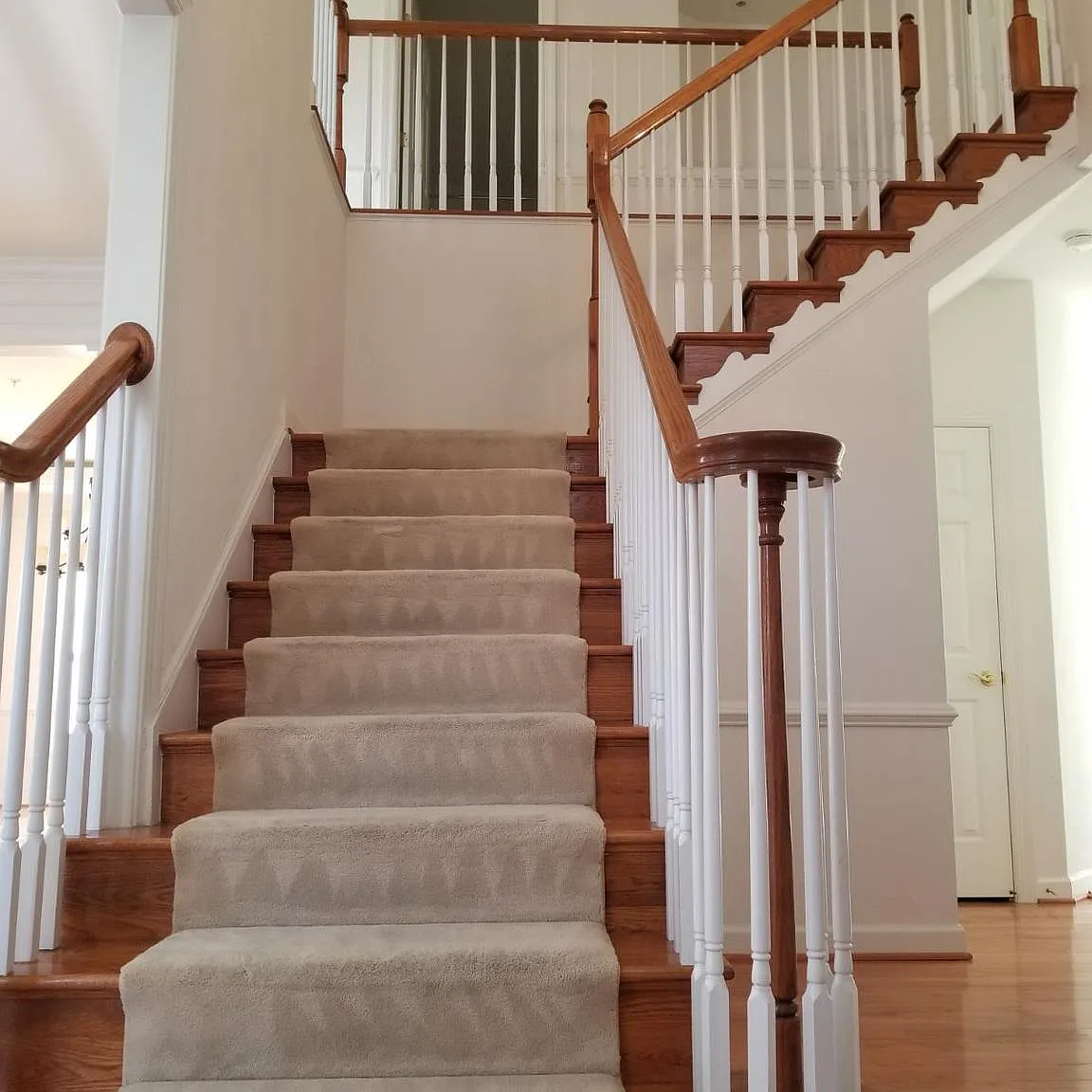 4 bed, 3.5 bath, 5280 sqft, $4,700 — Photo 3
