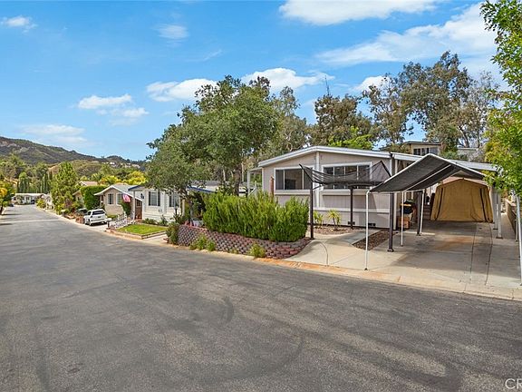2nd image of 23777 Mulholland Hwy Spc 203