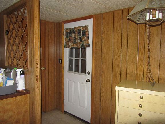 3rd image of 998 Clifford Lake Dr NW