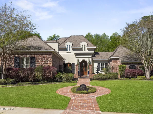11008 Channelside Dr, Gulfport, MS 39503