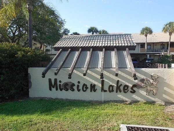 375 Three Lakes Ln #A — Photo 14