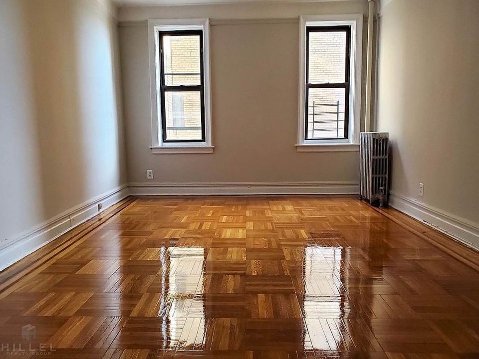 1st image of 8602 Forest Pkwy APT 4