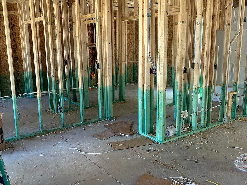 1st image of 105 Southfork Place