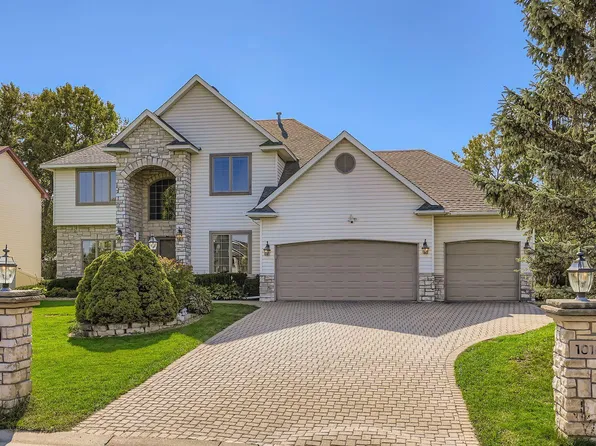 1018 Sextant Ave, Saint Paul, MN 55109