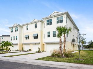 9973 Key Haven Rd, Seminole, FL 33777