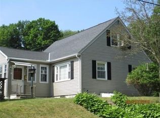 38 Stilson Ave, Northampton, MA 01062