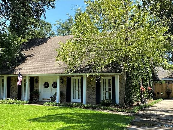 5th image of 213 Nottoway Dr