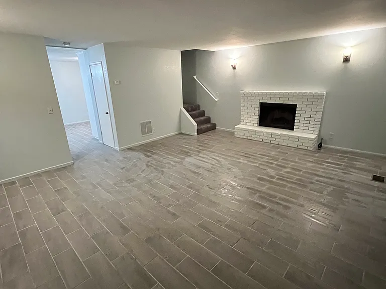 207 Meadow Ln #A — Photo 6