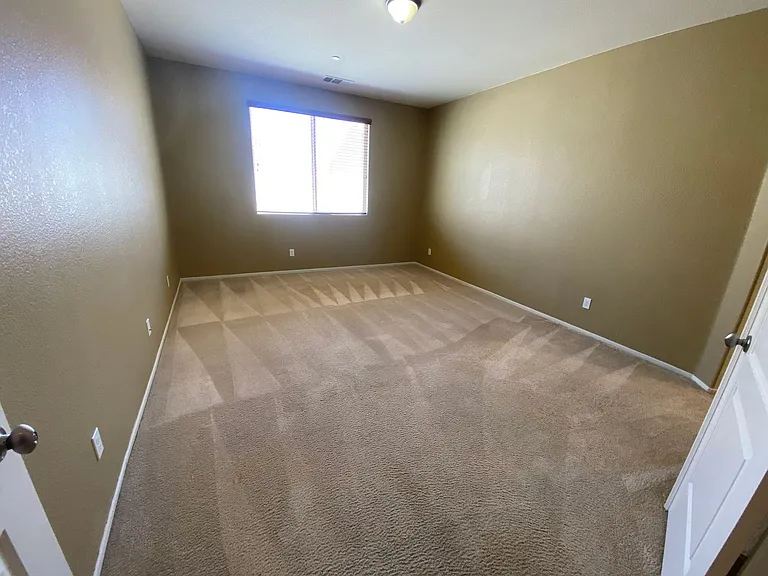 2274 Hay Market St — Photo 10